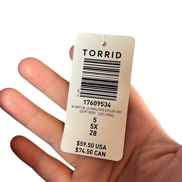 Torrid Grey Floral Crinkle Chiffon Off-Shoulder Long Sleeve Crop Top 5X NWT - Picture 5 of 6